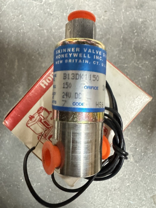 PARKER B13DK1150DC2AC2  B13DK1150DC2AC2 NEW  24VDC SOLENOID Honeywell / Skinner