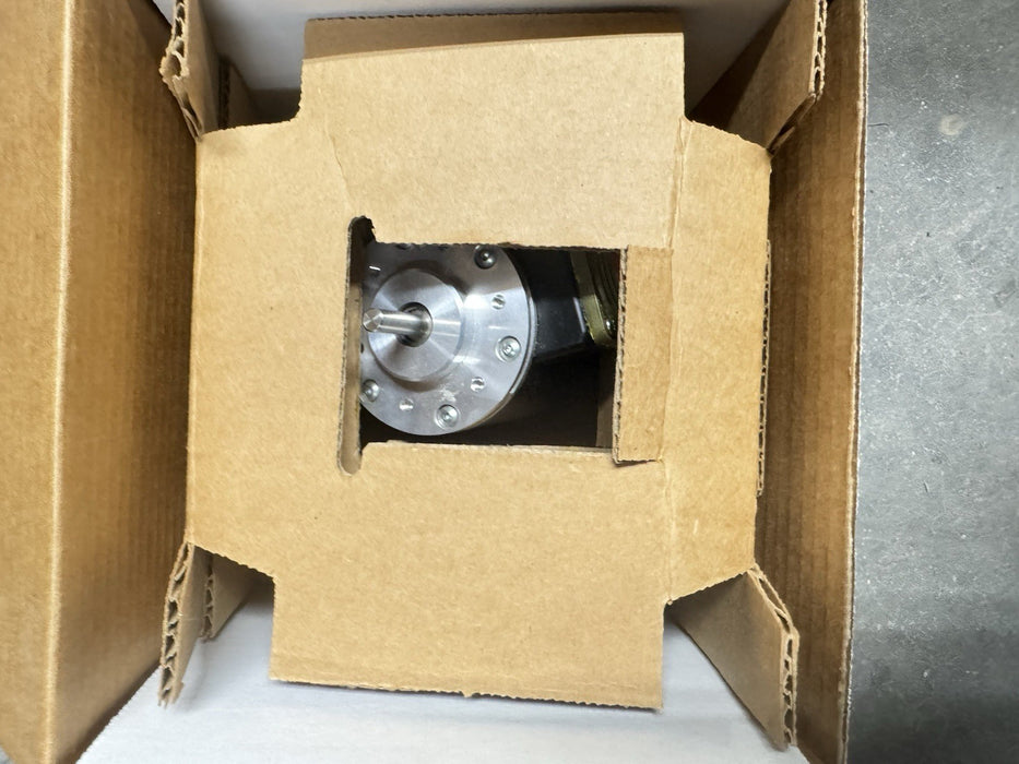 ADVANCED MICRO CONTROLS DC25S-B3C1KS / DC25SB3C1KS NEW DURACODER BY AMCI