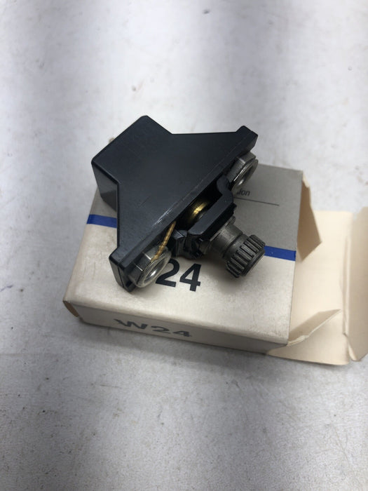 NEW ALLEN BRADLEY W24 OVERLOAD HEATERS BIMETALLIC HEATER NEMA MOTOR PROTECTION
