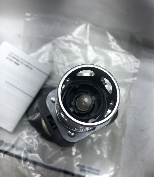 NEW ALLEN-BRADLEY 800T-RA10 ILLUMINATED PUSH BUTTON NO LENS W/ GUARD,800-XA