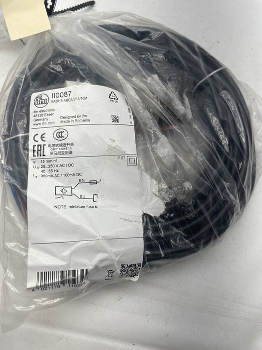 NEW II0087 EFECTOR 100 INDUCTIVE PROXIMITY SENSOR  IIA2015-ABOA/V4A/10M 110087