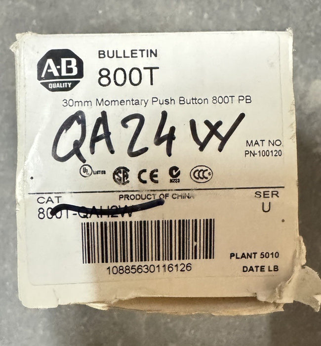 NEW ALLEN-BRADLEY 800T-QA24W ILLUMINATED PUSH BUTTON WHITE LENS W/ GUARD 800-XA