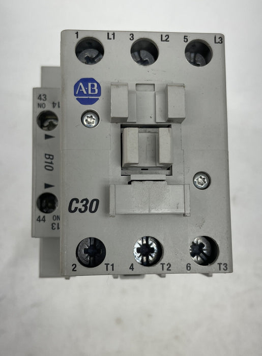 NEW ALLEN BRADLEY C30 CONTACTOR WITH NO SIDE AUX CONTACT AND 10 VAC COIL