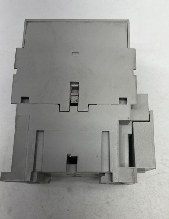 NEW ALLEN BRADLEY C30 CONTACTOR WITH NO SIDE AUX CONTACT AND 10 VAC COIL