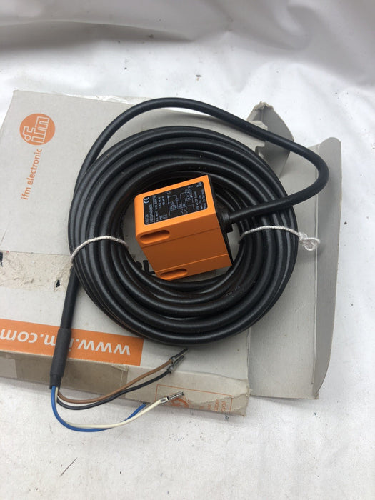 NEW IFM EFECTOR100 IN0126 / IND2004DABOA INDUCTIVE PROXIMITY SENSOR NIB