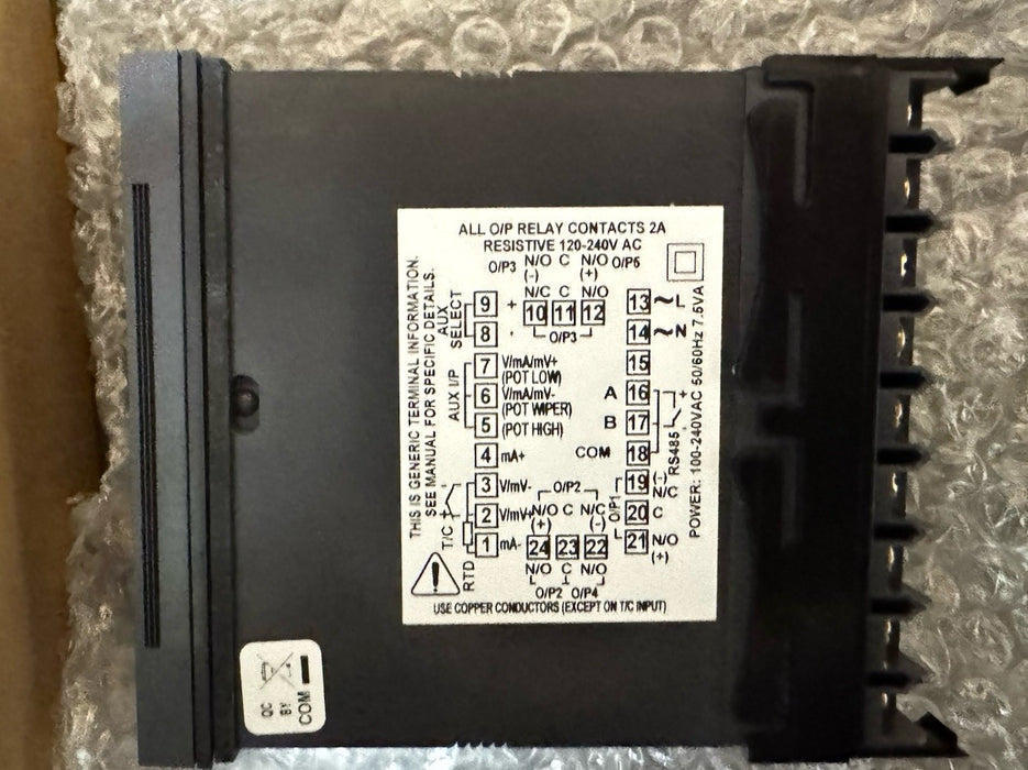 NEW WEST 8010 CONTROLLER P8011Z211000  NIB P8011 8010+