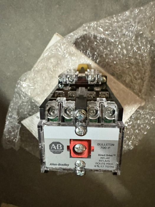 700-P800A1 NEW ALLEN-BRADLEY BULLETIN 700 TYPE P 120 VAC RELAY 8 N.O