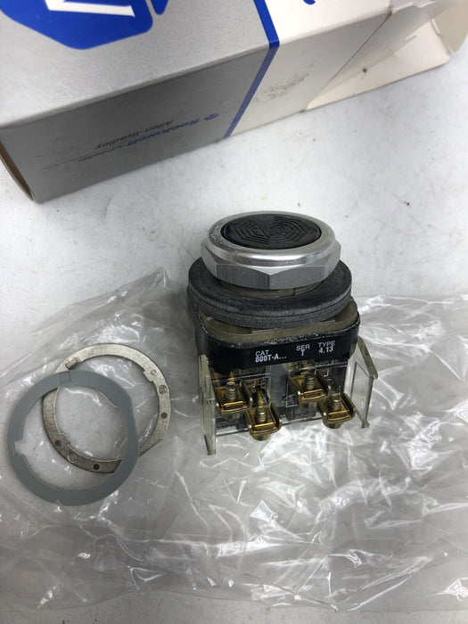 ALLEN-BRADLEY 800H-A2A SER T NON-ILLUMINATED BLACK FLUSH HEAD PUSH BUTTON