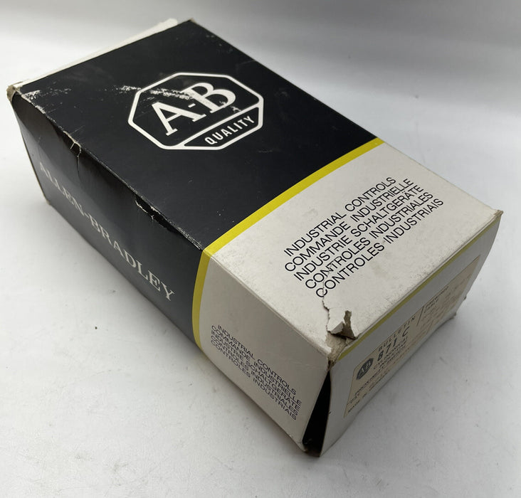 NEW 871C-D40VS77 CYLINDRICAL INDUCTIVE PROX SWITCH 24-250 VAC 15-40mm SENSING