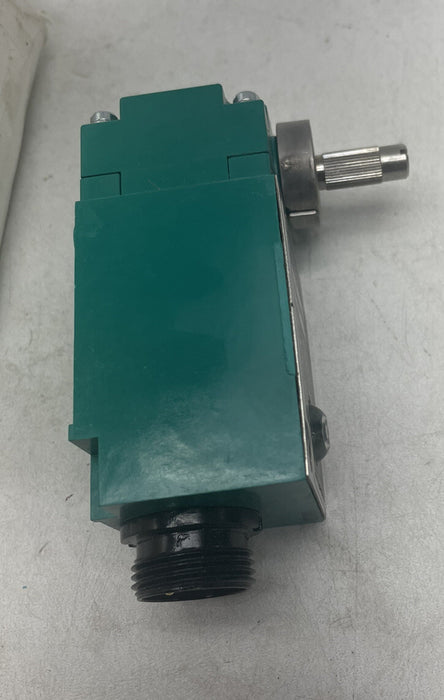 NEW ALLEN BRADLEY 802M-HJ1NF PRE-WIRED SEALED LIMIT SWITCH CW/CCW 2 CIRCUIT