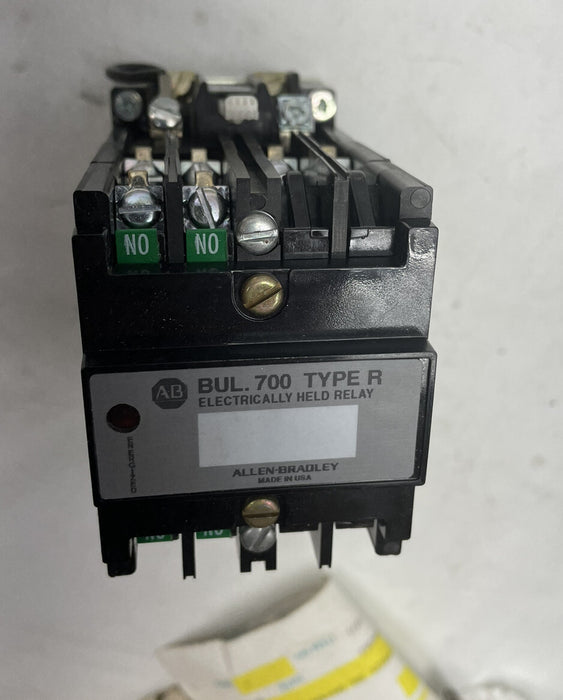 NEW ALLEN-BRADLEY BULLETIN 700 700-RL600A1 TYPE R 120 VAC RELAY 0 N.C 6 N.O