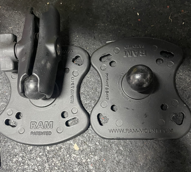 LOT OF THREE RMR-117 & B-117 RAM MOUNT 3 BASES AND 2 ARMS SEE PHOTOS