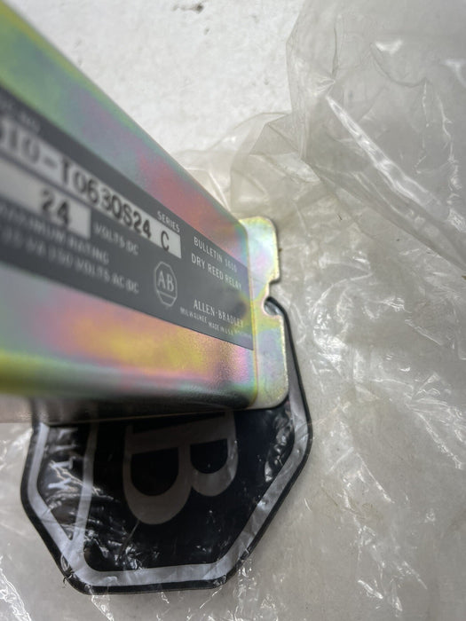 NEW ALLEN BRADLEY 1610-T0630S24 DRY REED RELAY BULLETIN 1610 SERIES C 24 VDC