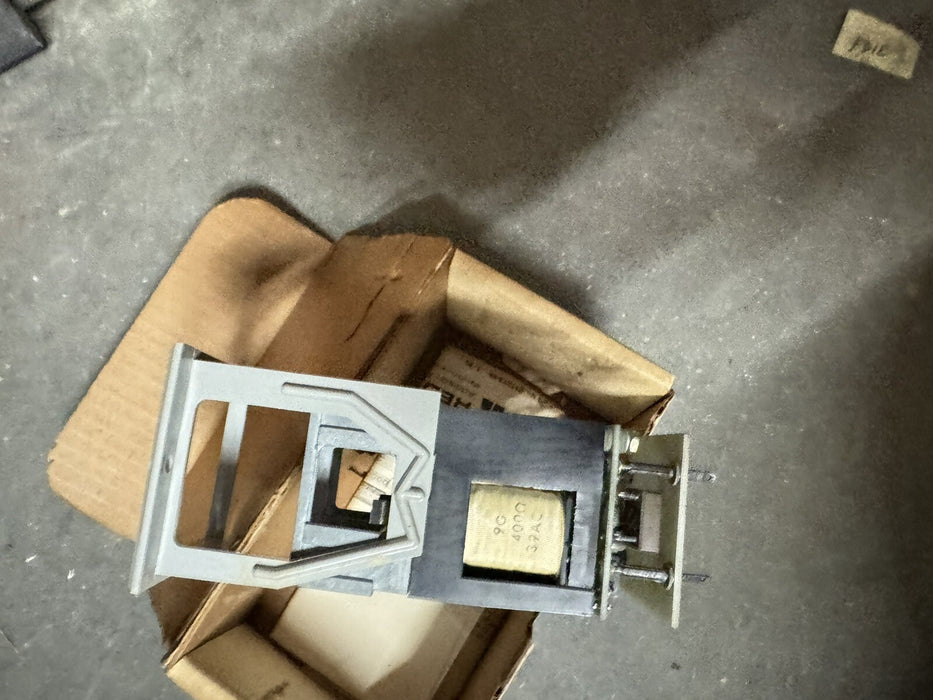 FR2-5106 REDDINGTON COUNTER MODULE MISSING COUNTER DISPLAY 115 VAC