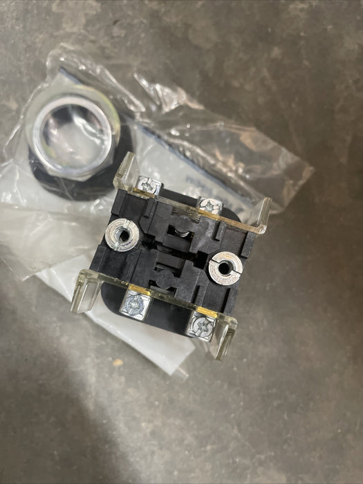 Allen Bradley 800T-D3D2 ORANGE MUSHROOM Push Button 1 NC CONTACT