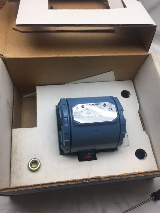 NEW 3144 D1NA ROSEMOUNT EMERSON 3144 TEMPERATURE TRANSMITTER NIB