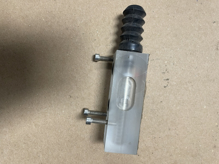 NEW JOHN CRANE SAFE UNIT 22400050 ACRYLIC BLOCK 3L BLOCK ONLY