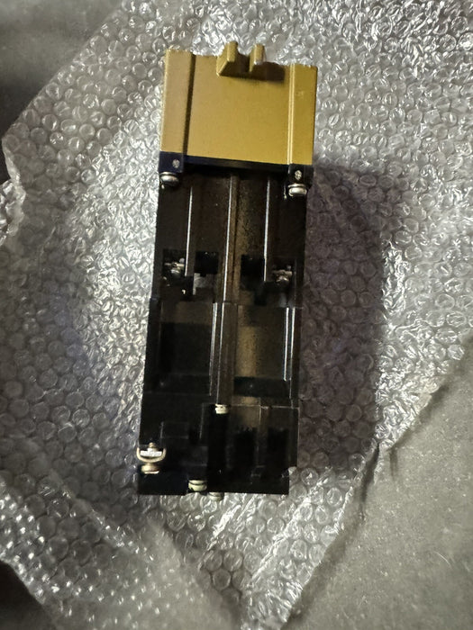 NEW ALLEN-BRADLEY BULLETIN 700 700-PL200A1 TYPE R 120 VAC RELAY