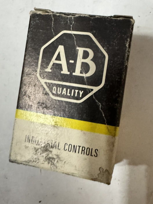 Allen Bradley 1495-G0 Ser L Auxiliary Contact Size 0 600VAC 1 N.C.