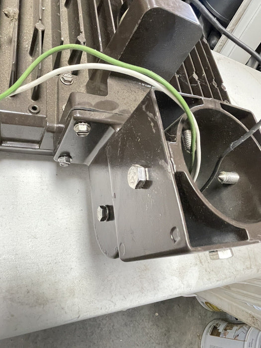 NEW UNUSED HALOPHANE MEDIUM PREDATOR LED LIGHT ACUITY PMLED 480vac LAMP OUTDOOR