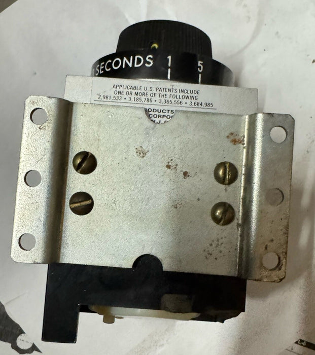 NEW AGASTAT 7022BK TIMING RELAY 1-300 SEC TIME OFF DELAY TIMER 240VAC COIL