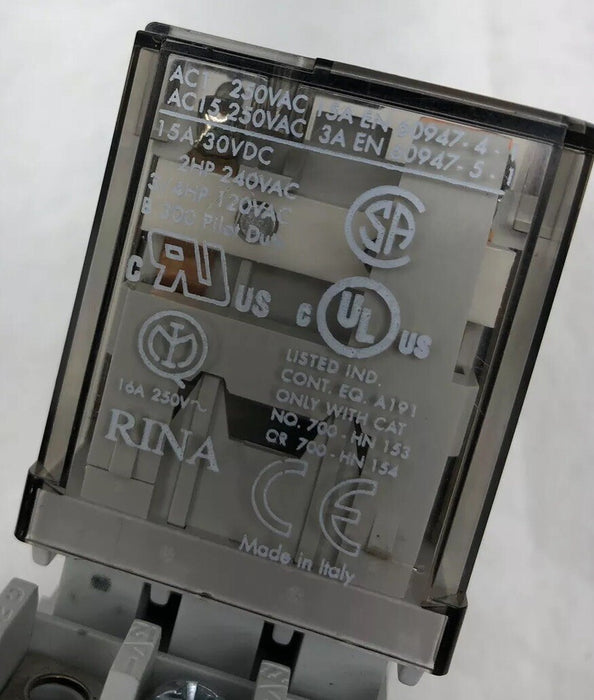 NEW MISSING ONE SCREW CLAMP 700-NH154 BASE WITH 700-HB32Z24 RELAY ALLEN-BRADLEY