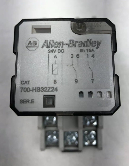 NEW MISSING ONE SCREW CLAMP 700-NH154 BASE WITH 700-HB32Z24 RELAY ALLEN-BRADLEY