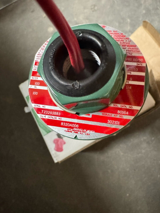 NEW ASCO REDHAT 120V 1/4" SOLENOID VALVE P8320A006 T 23293883