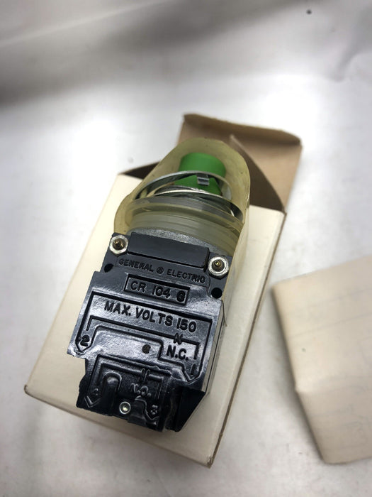 NEW GE CR104A1205 MINIATURE  OILTIGHT PUSHBUTTON CR104A STANDARD GREEN 2 NO 2 NC