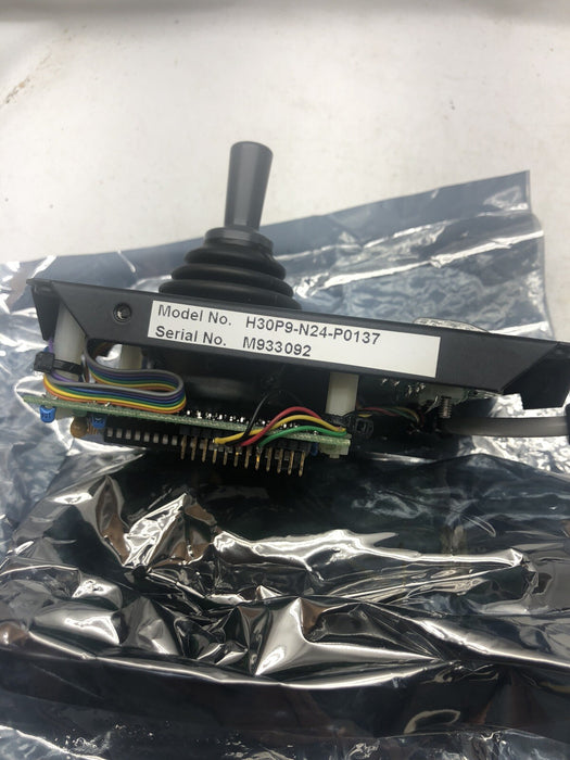 NEW H30P9-N24-P0137 CITI ELECTRONICS JOY STICK W/ DISCRETE BUTTONS 8 PIN MINI