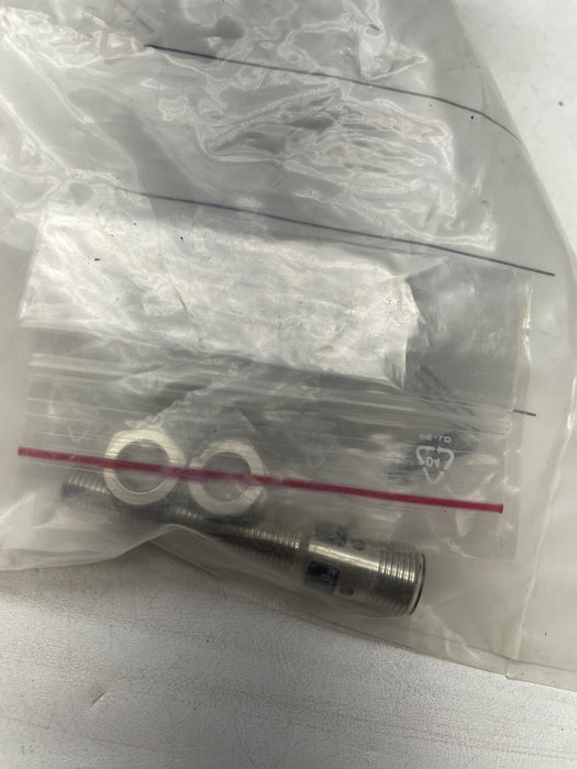 NEW SEALED IFM IE5312 IEK3002BBPKG/US-104-DPS INDUCTIVE SENSOR N.O VDC 2mm SENSE