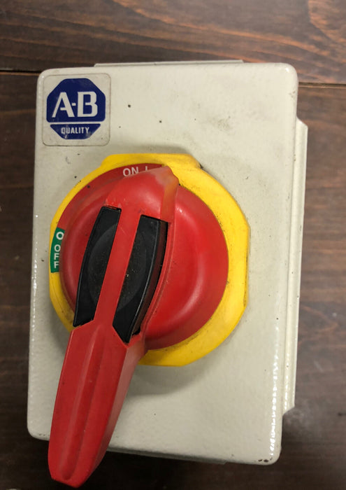 MISSING THE SWITCH ALLEN BRADLEY 194E-FA16E-P11 LOAD / ENCLOSED MOTOR DISCONNECT