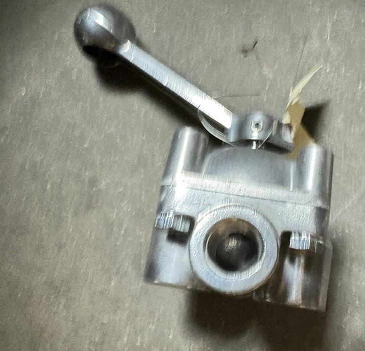 NEW BARKSDALE 9023-M-B  SHEAR SEAL VALVE SERIES 9000 VALVE