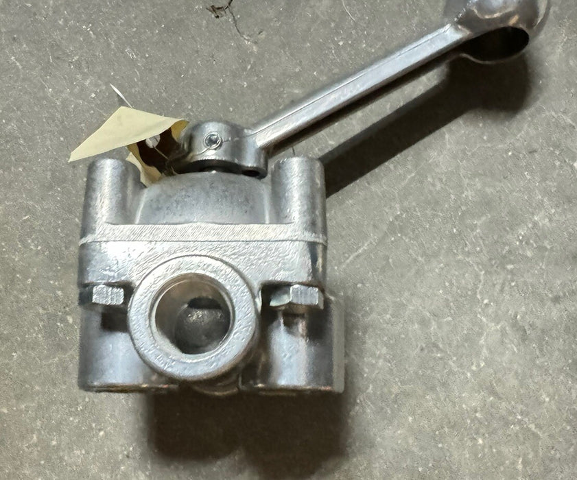 NEW BARKSDALE 9023-M-B  SHEAR SEAL VALVE SERIES 9000 VALVE