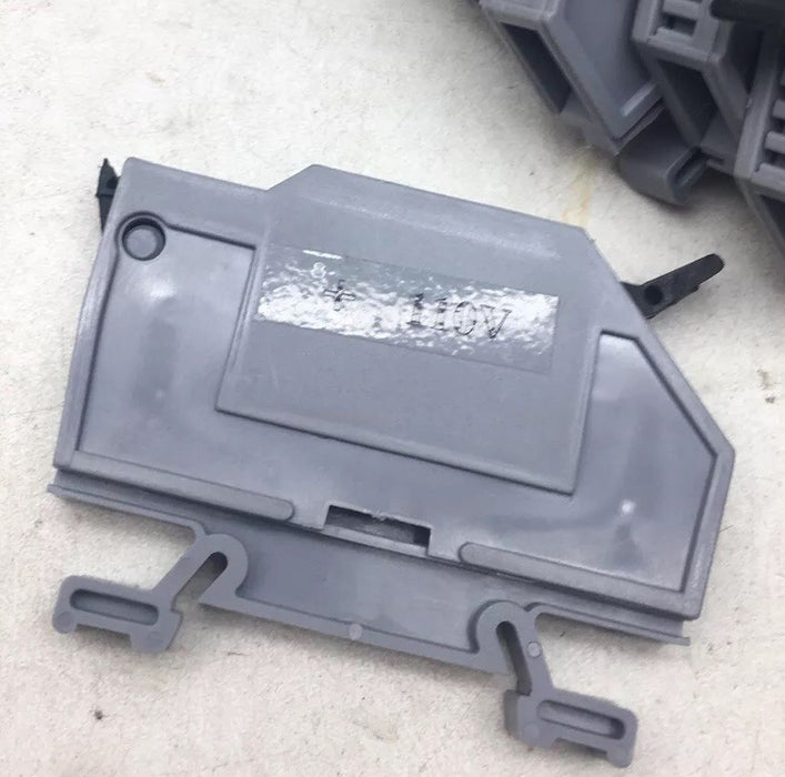 QTY 15 PCS NEW MORSETTITALIA  EURO S4LH/3 TERMINAL BLOCK END BRACKETS  DNF10 NNB