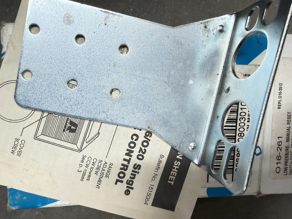 Ranco 016-261-070 LOW Pressure Refrig Control MANUAL RESET SPDT 10'WC - 100PSI