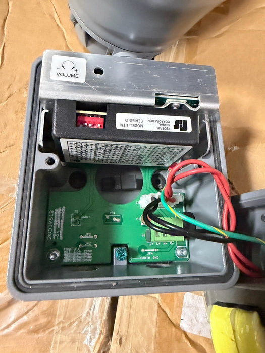 NEW FEDERAL SIGNAL 300GC-120 / 300GC120 NNB