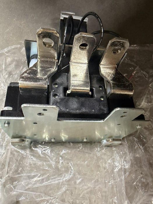 Allen Bradley 592-1EFHE  E1 PLUS Overload Relay 30-150 Amp range NNB PN-621515