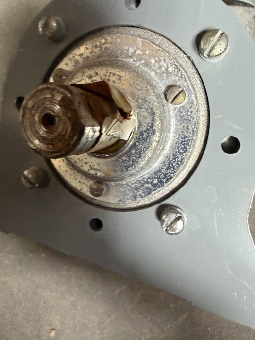 808-J1 NEW  ALLEN BRADLEY  zero speed Switch 15-80 RPM 808 J1 AB 808J1 NNB