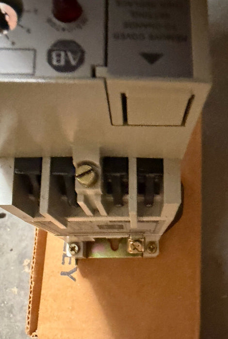 ALLEN BRADLEY 700-RTC00000U1 TIMING RELAY SOLID STATE ADJ ON-OFF 120VDC S A NOS