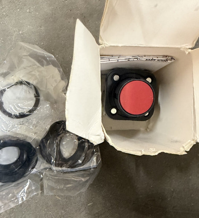 ALLEN BRADLEY 800H-AR6A PUSHBUTTON BOOTLESS FLUSH HEAD RED 1NO/1NC SE F NIB