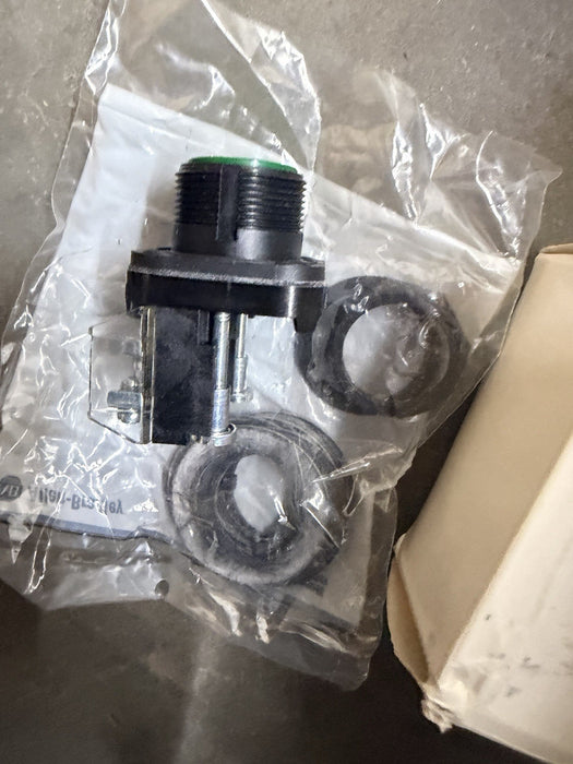 ALLEN BRADLEY 800H-AR1A PUSHBUTTON BOOTLESS FLUSH GREEN 1NO/1NC SERIES F NIB
