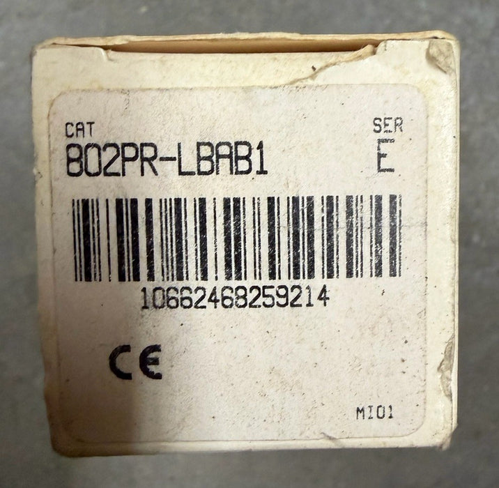 NEW ALLEN BRADLEY 802PR-LBAB1 /E Proximity Switch  AC/DC