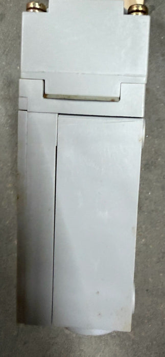 NEW ALLEN BRADLEY 802PR-LBAB1 /E Proximity Switch  AC/DC