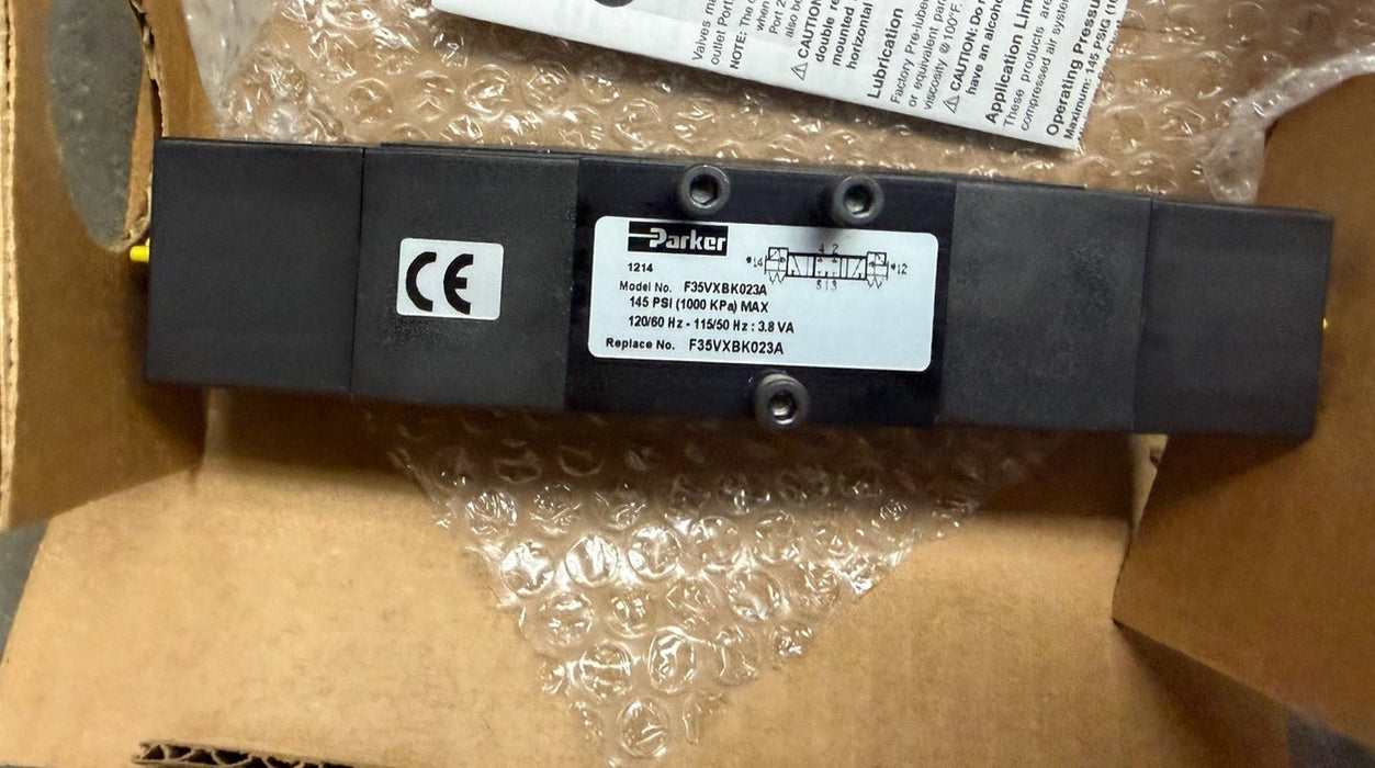 F35VXBK023A NEW PARKER  120VAC SOLENOID VALVE 3 POS D SOL VALVE