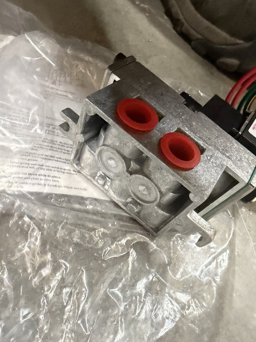 NEW ASCO WT8401B101 120V SOLENOID VALVE 8401B101