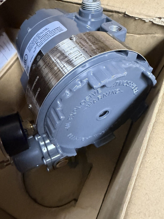 NEW EMERSON 846-738-110315  4-20ma 3-15 psi OUTPUT I/P I2P 846-DS1J1K5 /G1/G2/F2