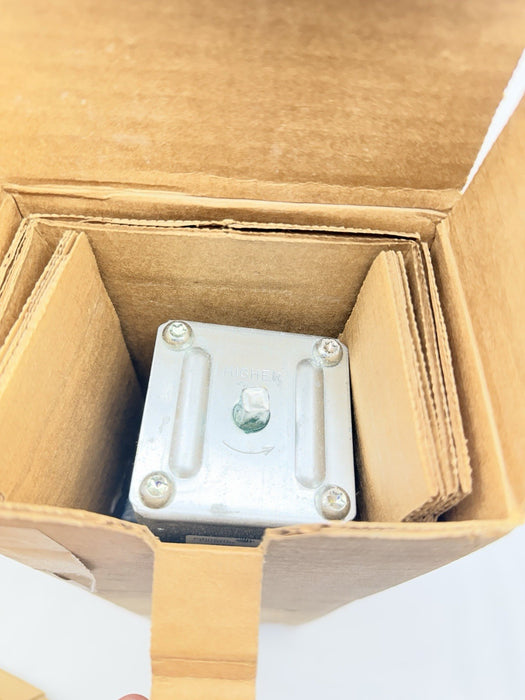 Johnson Controls V46ad-1C Water Regulating Valve, 2 Way, 1 In