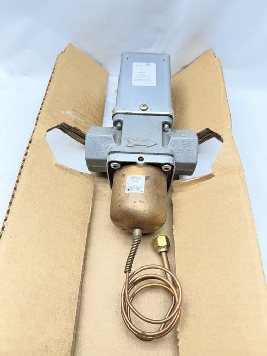 Johnson Controls V46ad-1C Water Regulating Valve, 2 Way, 1 In