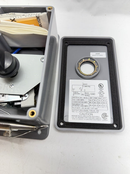 Chromalox Thermostat WCRT Series WCRT-100 THERMO  40-100 F 2004R 7396 LINE